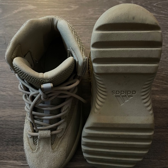 Mens Adidas Yeezy Desert Boot Rock main image 5